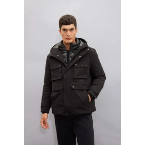 Su İtici Slim Fit Dar Kesim Kapüşonlu Fermuarlı Çıtçıt Kapamalı Cepli Mont C7443AX24WN