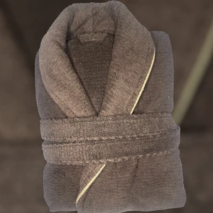 Kadife Kumaş Şal Yakalı Bornoz