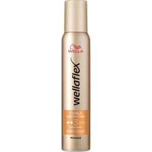 Wellaflex Curls Definition Strong Hold Saç Köpüğü 200 ml