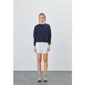 Kadın V Detaylı Efektli Lacivert Kısa Sweatshirt