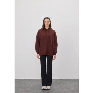 Kadın Oversize Çikolata Kapüşonlu Sweatshirt