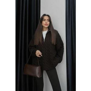 Kahverengi Yakası Fermuarlı Saç Örgü Kazak