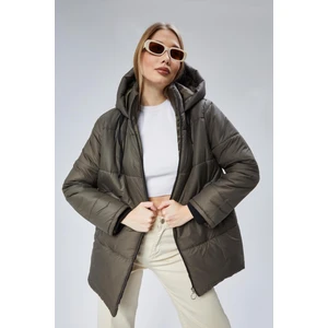 Kadın Oversize Model Kapüşonlu Şişme Mont - Haki