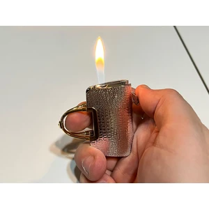 İndirim Center Yeni Trend Kadınlara Özel Hediyelik Şık Tasarım Çanta Şeklinde Gazlı Çakmak