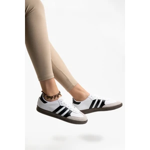 Kadın Günlük Beyaz Siyah Rahat Taban Sneaker