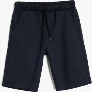 Şort Beli Bağlamalı Cep Detaylı