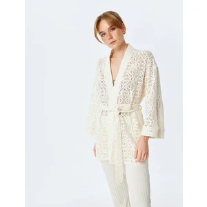 Pamuklu Geniş Kol Kuşak Detaylı Uzun Kroşe Kimono Ceket
