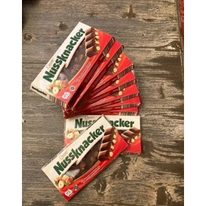 Nussknacker Tüm Fındıklı Alman Çikolatası 100GR