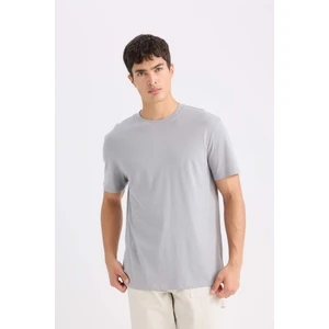 %100 Pamuk New Regular Fit Bisiklet Yaka Basic Düz Kısa Kollu Tişört V7699AZ25SP