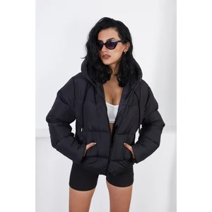 Yakası Bağcıklı Puffer Şişme Mont