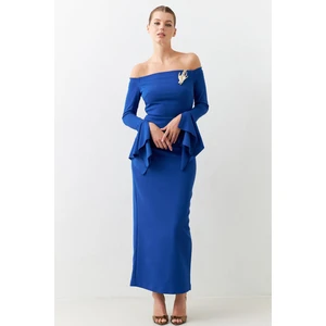 Mavi Tam Kalıp Omuz ve Kol Detaylı Maxi Boy Elbise