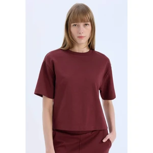 Relax Fit Bisiklet Yaka Basic Düz Kısa Kollu Bordo Tişört C7630AX25SP