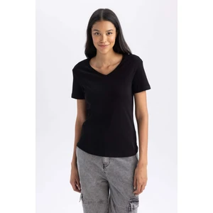 Kadın Siyah Slim Fit Dar Kesim V Yaka Düz Basic %100 Pamuk Kısa Kollu Tişört B0647AXNS