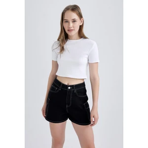Kadın Beyaz Fitted Bisiklet Yaka Düz Basic Pamuklu Kısa Kollu Tişört B0688AXNS