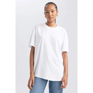 Kadın Beyaz Oversize Fit Geniş Kesim Bisiklet Yaka Basic Düz %100 Pamuk Kısa Kollu Tişört B0648AXNS