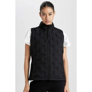DeFactoFit Su İtici Rüzgar Geçirmez Slim Fit Dar Kesim Fermuarlı Şişme Sporcu Yelek B2069AX24SP