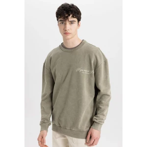 Comfort Regular Fit Rahat Kalıp Bisiklet Yaka Sırt Baskılı Sweatshirt C1665AX24SP