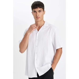 Beyaz Relax Fit Rahat Kesim Polo Yaka Krinkıl Kısa Kollu Gömlek C4127AX24AU