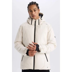 Defacto 	Defactofit Usb Isıtıcılı Kayak Montu Su İtici Rüzgar Geçirmez Kapüşonlu Fermuarlı Cepli C7710Ax24Wn