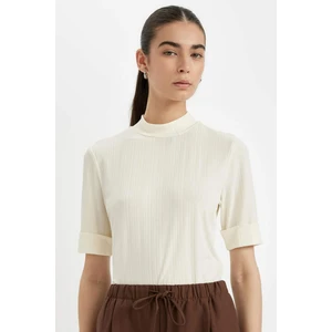 Regular Fit Yarım Balıkçı Yaka Smart Fitilli Kaşkorse Basic Düz Kısa Kollu Tişört B1177AX24AU