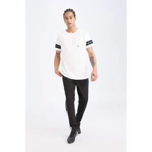 DeFactoFit Sporcu Jogger Eşofman Altı Slim Fit Dar Kesim Standart Paça Skuba Dalgıç Kumaş D0670AX24AU
