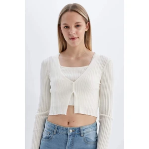 Regular Fit Crop Düğmeli V Yaka Triko Hırka A2076AX24AU