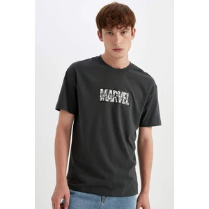 Marvel Logo Only Regular Fit Bisiklet Yaka Kısa Kollu Tişört C5842AX24HS