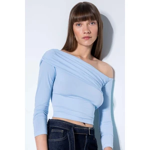 Slim Fit Dar Kesim Omuzu Açık Basic Düz Uzun Kollu Bluz D4559AX24AU