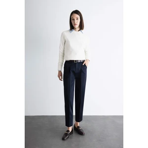 Carrot Fit Kemerli Klasik Pantolon Yüksek Bel Dar Paça Piliseli Basic Düz Kısa Paça D4282AX24AU