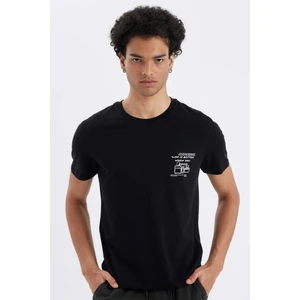 %100 Pamuk Siyah Slim Fit Dar Kesim Bisiklet Yaka Baskılı Kısa Kollu Tişört C2132AX24AU