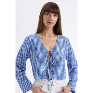 Regular Fit Kareli V Yaka Önden Bağlamalı Krinkıl Uzun Kollu Bluz D5099AX24AU