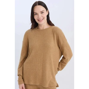 Regular Fit Bisiklet Yaka Fitilli Kaşkorse Yırtmaçlı Uzun Kollu Tişört D6049AX24AU