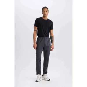DeFactoFit Sporcu Jogger Eşofman Altı Slim Fit Dar Kesim Standart Paça Skuba Dalgıç Kumaş Beli Lastikli Düz Paça E3930AX24WN