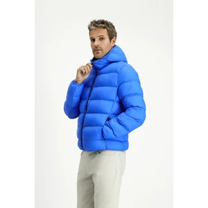 Kapüşonlu Çantalı Spor Şişme Mont