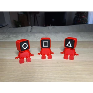 Formista 3D Squid Games Kırmızı Kare Askerler