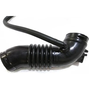 Hava Filtre Hortumu 323 1.5 1999-