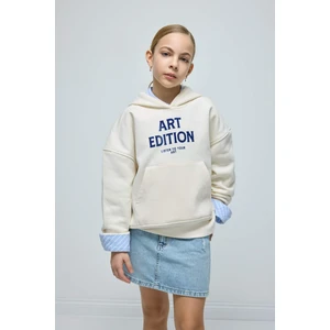 Kız Çocuk Oversize Geniş Kalıp Kapüşonlu Baskılı İçi Yumuşak Tüylü Sweatshirt D4296A824WN
