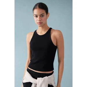DeFactoFit Slim Fit Dar Kesim Bisiklet Yaka Ribana Sporcu Atlet B4663AX24SP
