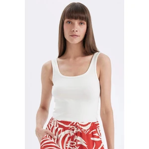 Slim Fit Dar Kesim U Yaka Ribana Basic Düz Atlet C0095AX24AU