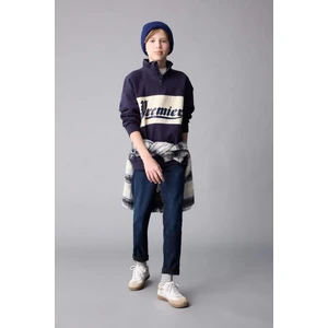 Erkek Çocuk Slim Fit Dar Kesim Düz Paça Cepli Jean Pantolon C5706A824WN
