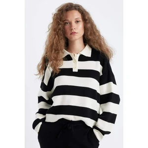 Regular Fit Düğmeli Çizgili Polo Yaka Triko Kazak A2357AX24WN