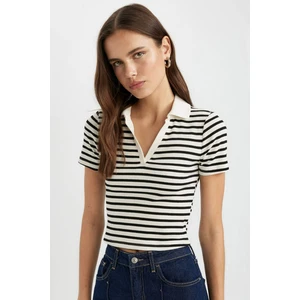 Slim Fit Dar Kesim Polo Yaka Çizgili Kısa Kollu Tişört C5515AX24SP