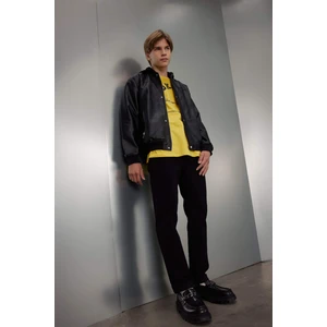 Erkek Çocuk Straight Fit Düz Paça Cepli Siyah Basic Düz Jean Pantolon C3682A824AU