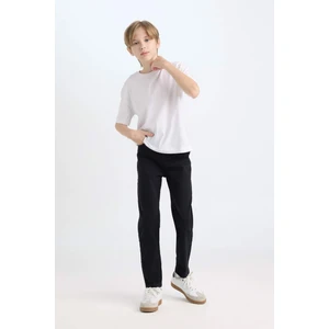 Erkek Çocuk Slim Fit Dar Kesim Düz Paça Cepli Siyah Basic Düz Jean Pantolon C3683A824AU