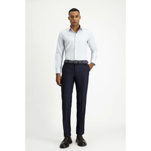 Uzun Kol Slim Fit Dar Kesim Klasik Desenli Pamuklu Kolay Ütülenebilir Gömlek