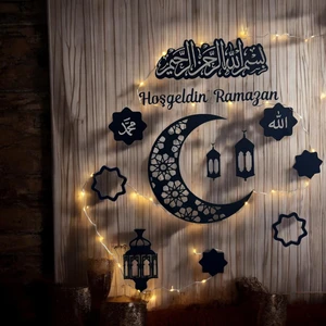 "hoşgeldin Ramazan LED Işıklı Ahşap Duvar Süsü | Ay Yıldız ve Dini Figürlerle Dekorasyon"