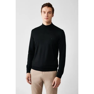 Erkek Regular Fit Siyah Yarım Balıkçı Yaka Yün Karışımlı Triko Kazak B005015