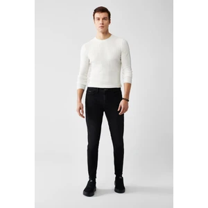Erkek Siyah Eskitme Yıkamalı Kaplamalı Jean Pantolon B003517
