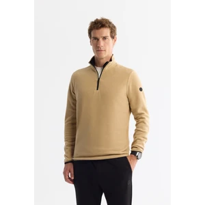 Erkek Bej Soğuğa Dayanıklı Yarım Fermuarlı Dik Yaka Polar Sweatshirt E001068