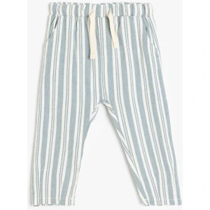 Beli Bağcıklı Cep Detaylı Çizgili Pantolon